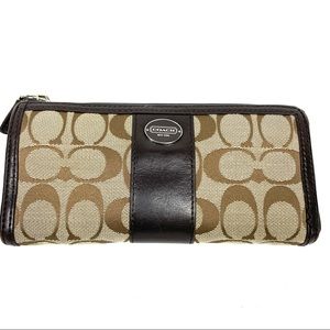Coach Wallet Signature Accordion Zip Brown/Khaki